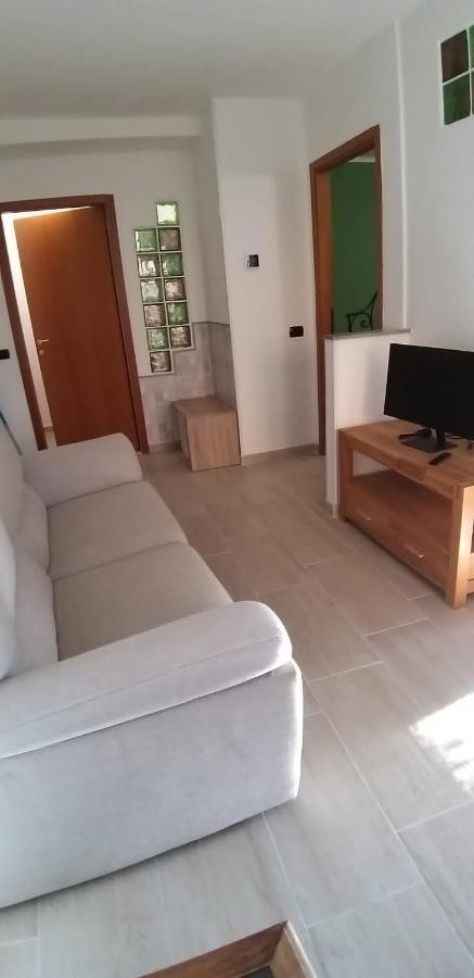 Azzate Marianna Casa Vacanza מראה חיצוני תמונה